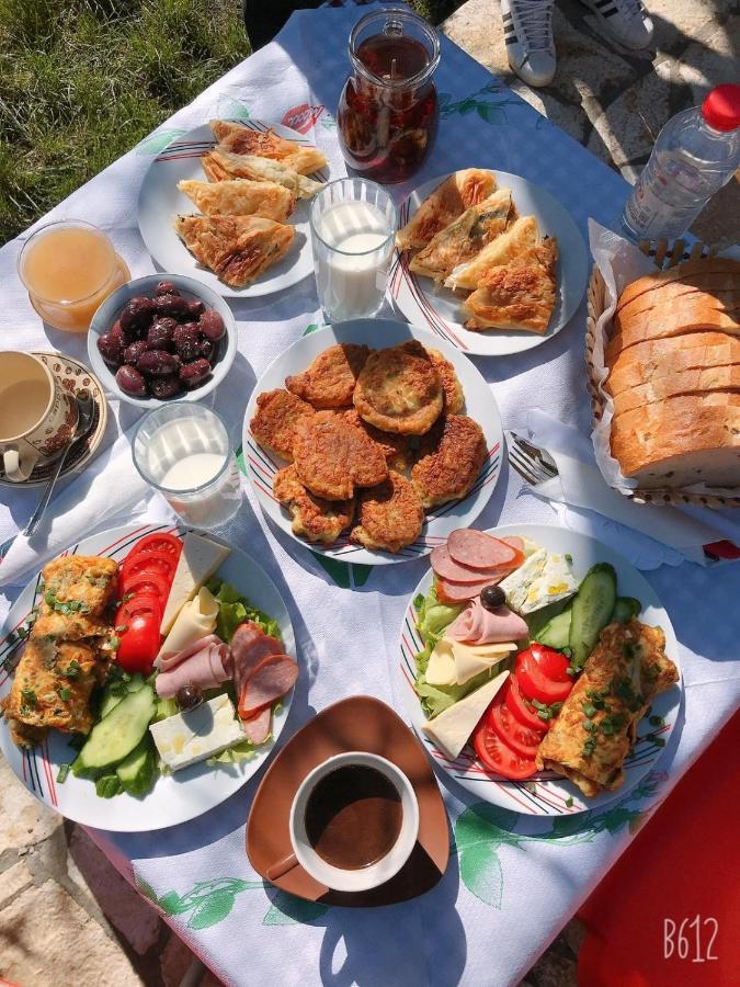 "Mani Guest House" Gjirokastër المظهر الخارجي الصورة