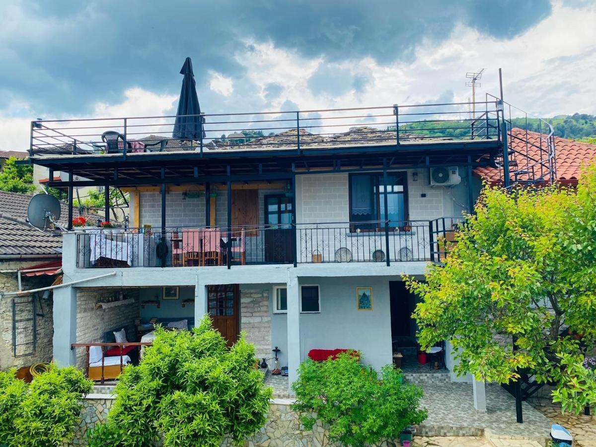 "Mani Guest House" Gjirokastër المظهر الخارجي الصورة