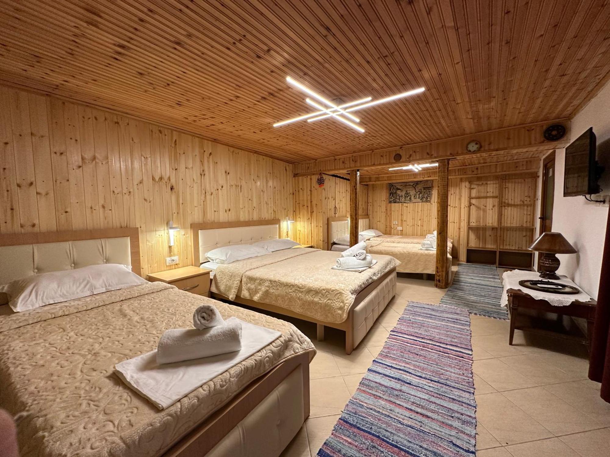 "Mani Guest House" Gjirokastër المظهر الخارجي الصورة