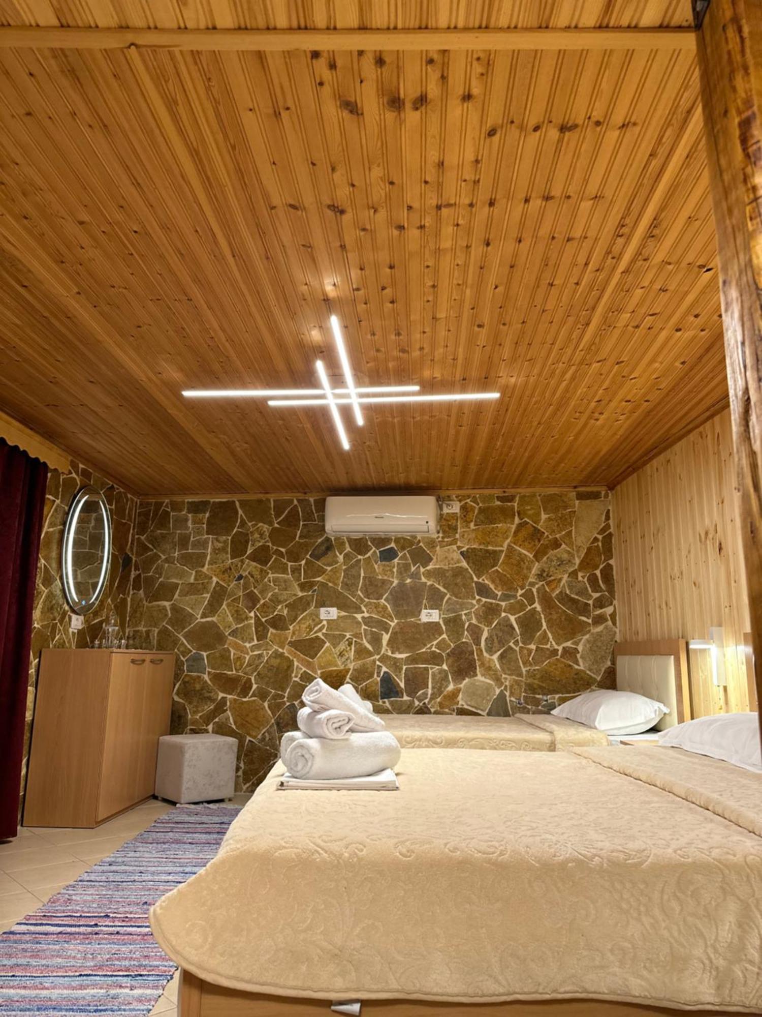 "Mani Guest House" Gjirokastër المظهر الخارجي الصورة