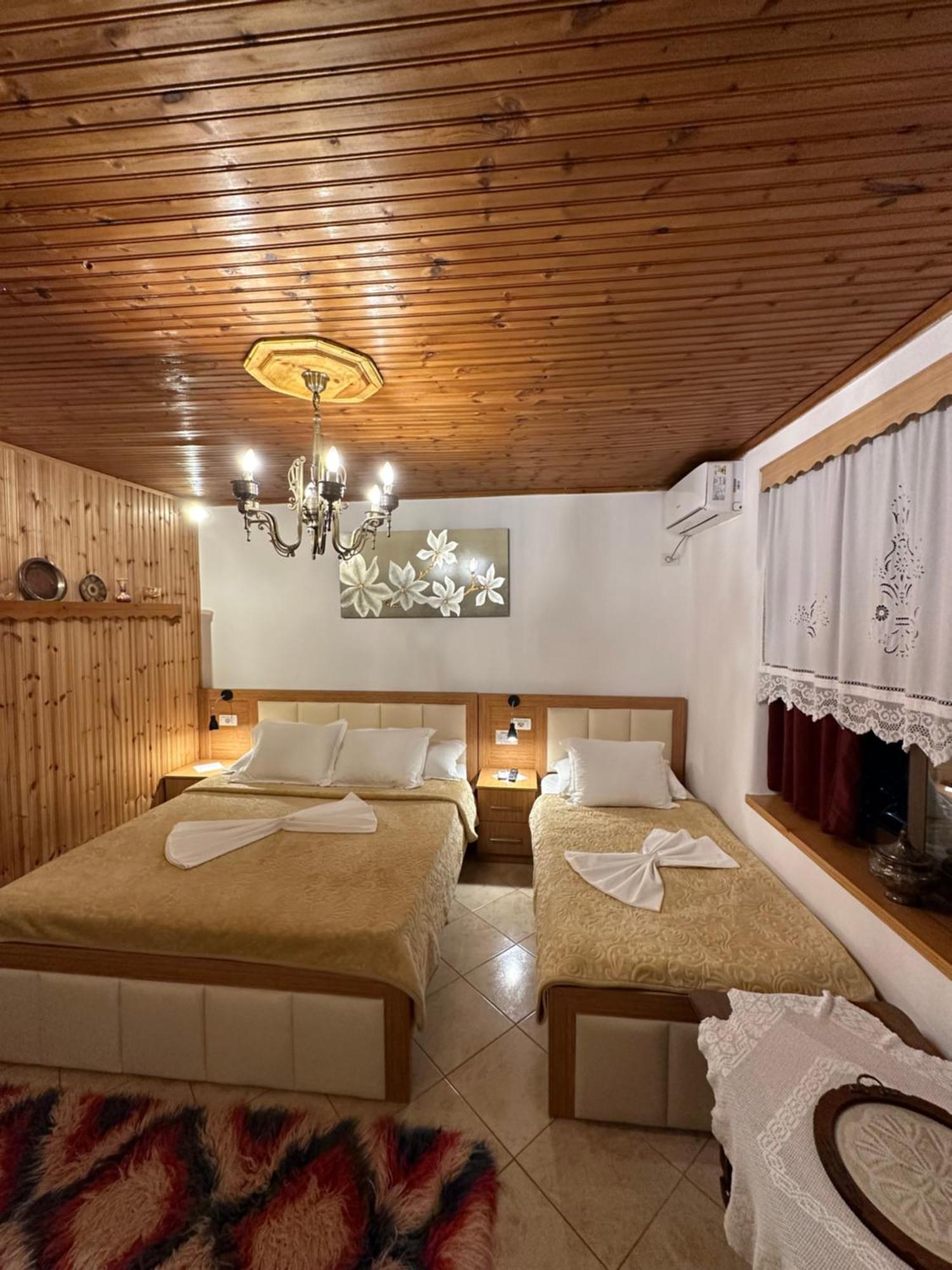 "Mani Guest House" Gjirokastër المظهر الخارجي الصورة