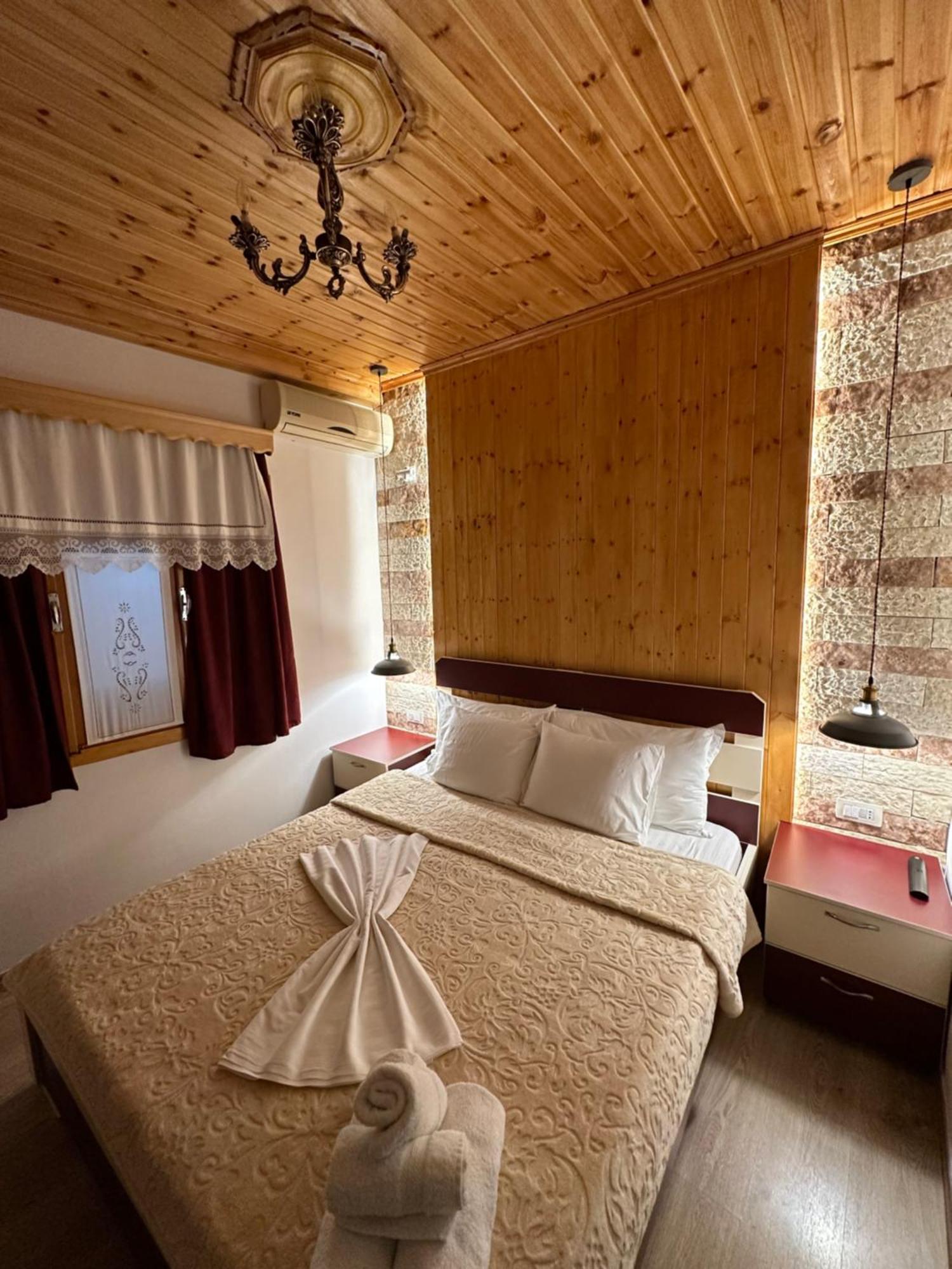 "Mani Guest House" Gjirokastër المظهر الخارجي الصورة
