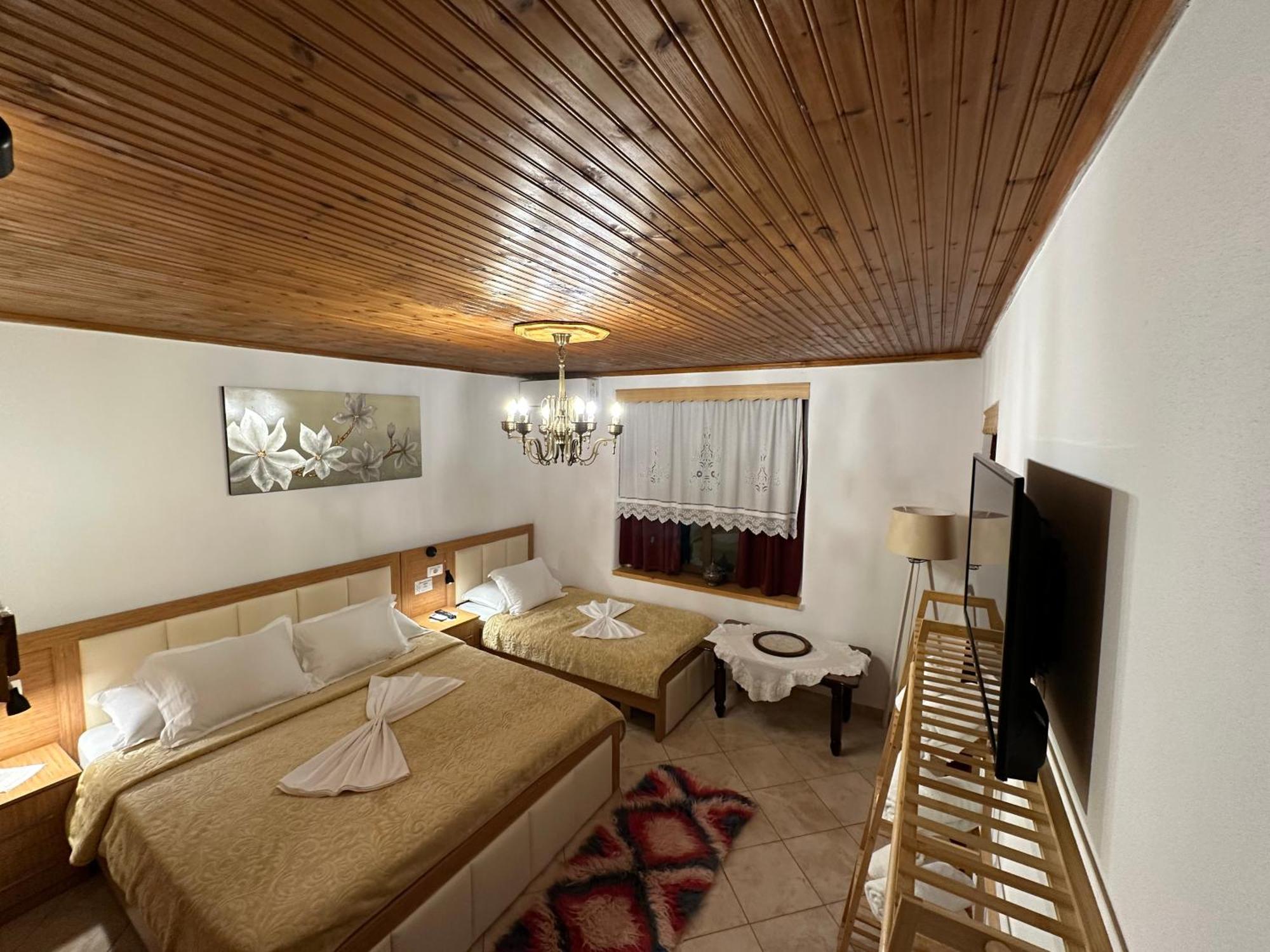 "Mani Guest House" Gjirokastër المظهر الخارجي الصورة